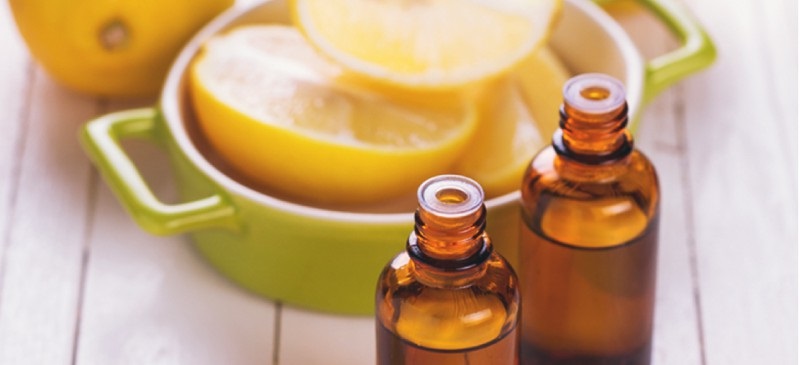  Amazing Uses of Lemon Essential Oil