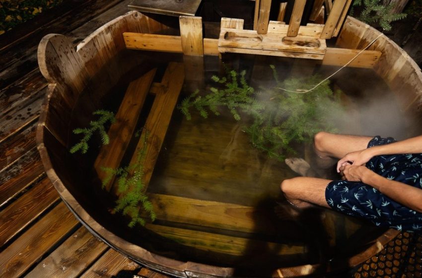  Herbal Baths After Giving Birth: Traditional Practices for Postpartum Care