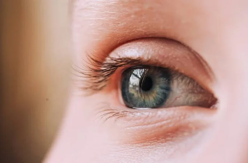  How Upper Eyelid Surgery Creates A More Refreshed Facial Appearance